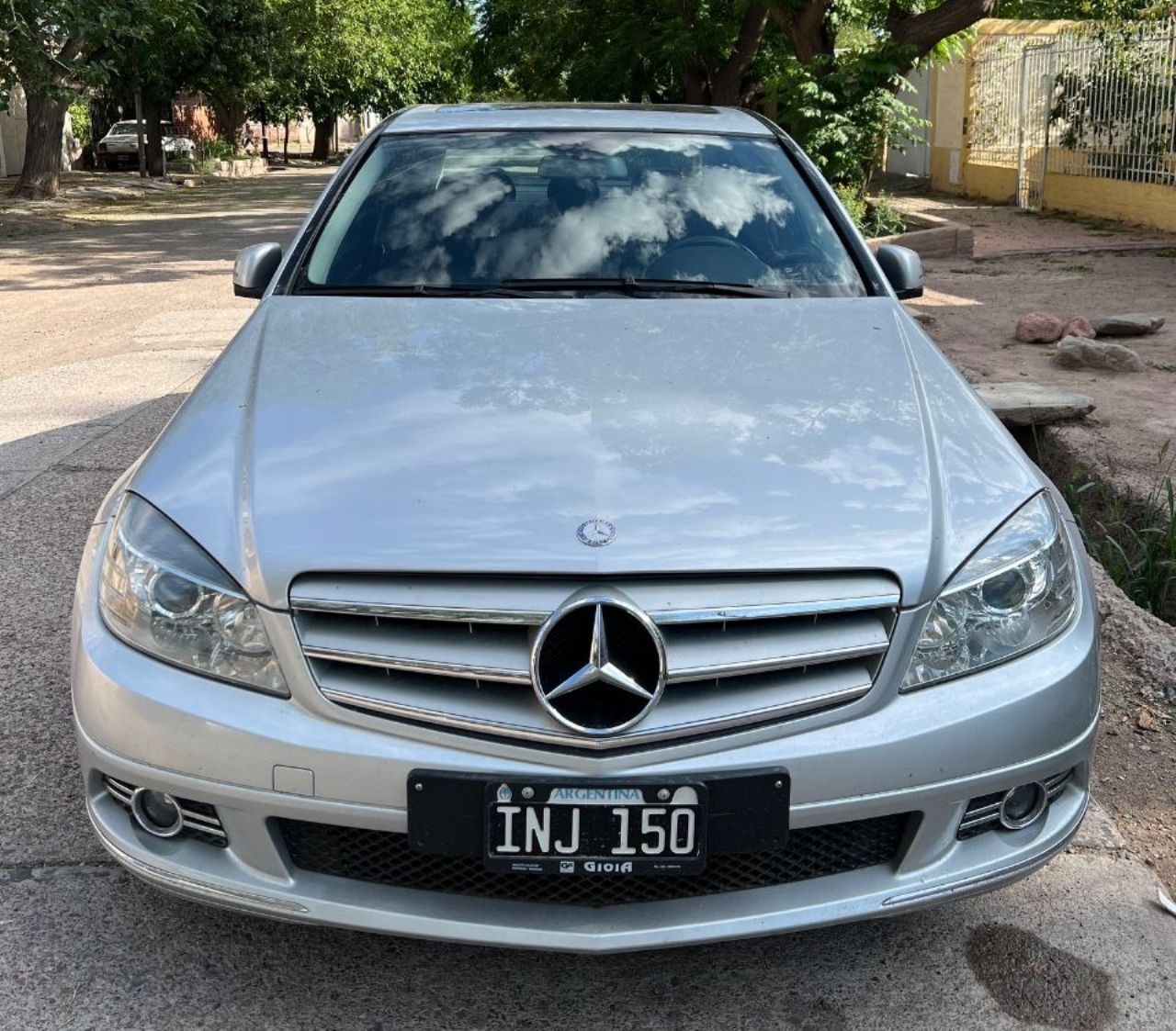 Mercedes Benz Clase C Usado en Mendoza, deRuedas