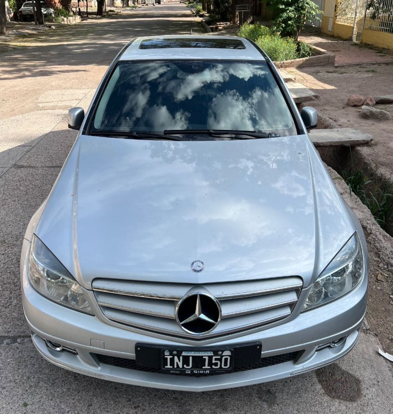 Mercedes Benz Clase C Usado en Mendoza, deRuedas