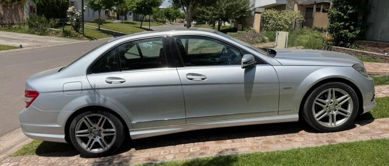 Mercedes Benz Clase C Usado en Mendoza, deRuedas