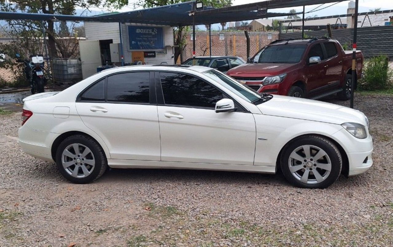 Mercedes Benz Clase C Usado en Tucumán, deRuedas
