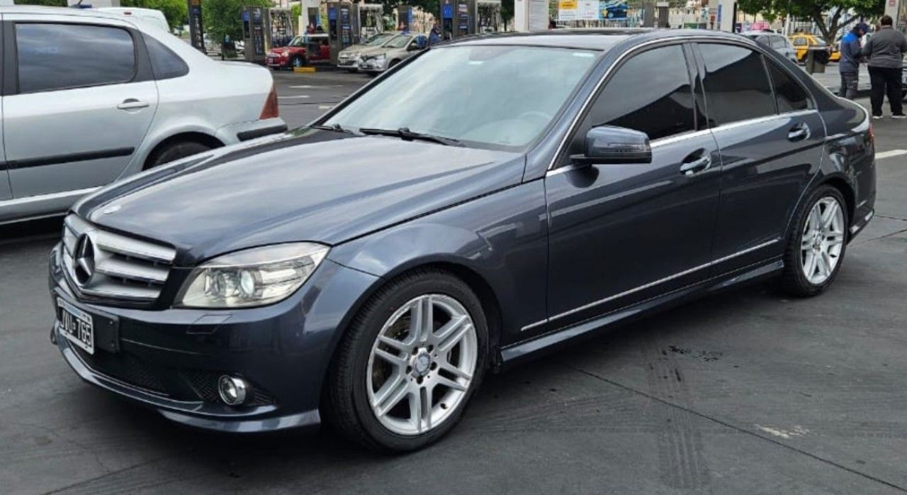Mercedes Benz Clase C Usado en Mendoza, deRuedas