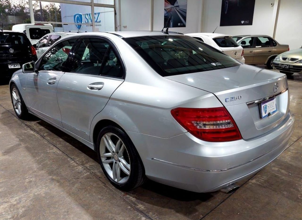Mercedes Benz Clase C Usado en Mendoza, deRuedas