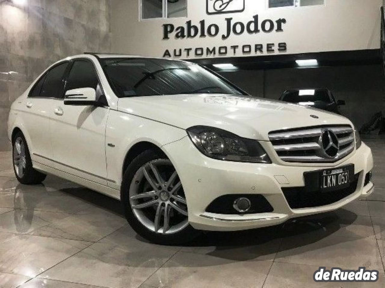 Mercedes Benz Clase C Usado en Buenos Aires, deRuedas