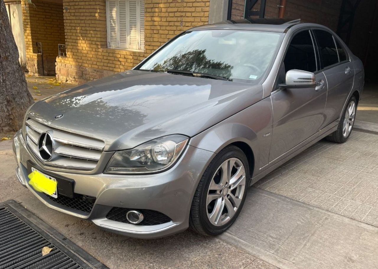 Mercedes Benz Clase C Usado en Mendoza, deRuedas