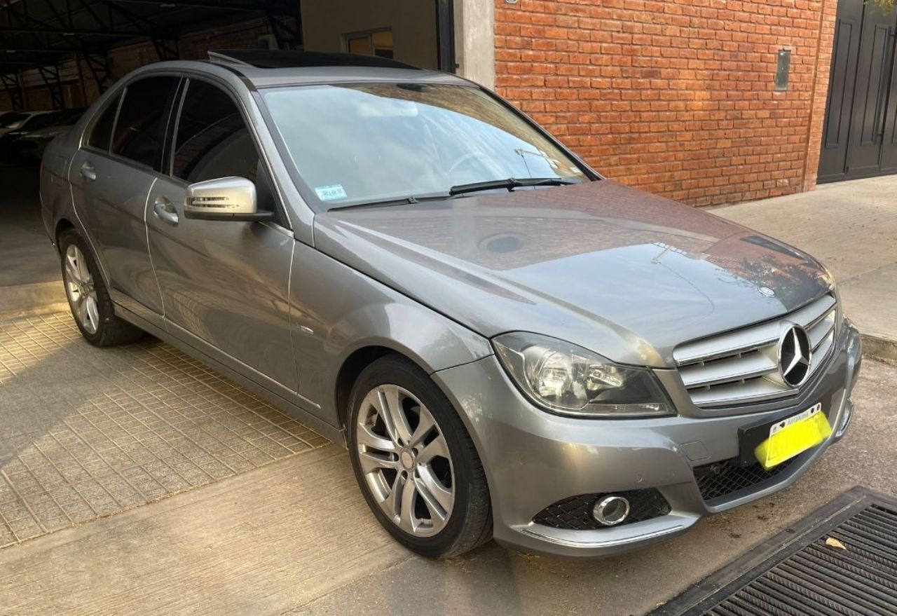 Mercedes Benz Clase C Usado en Mendoza, deRuedas