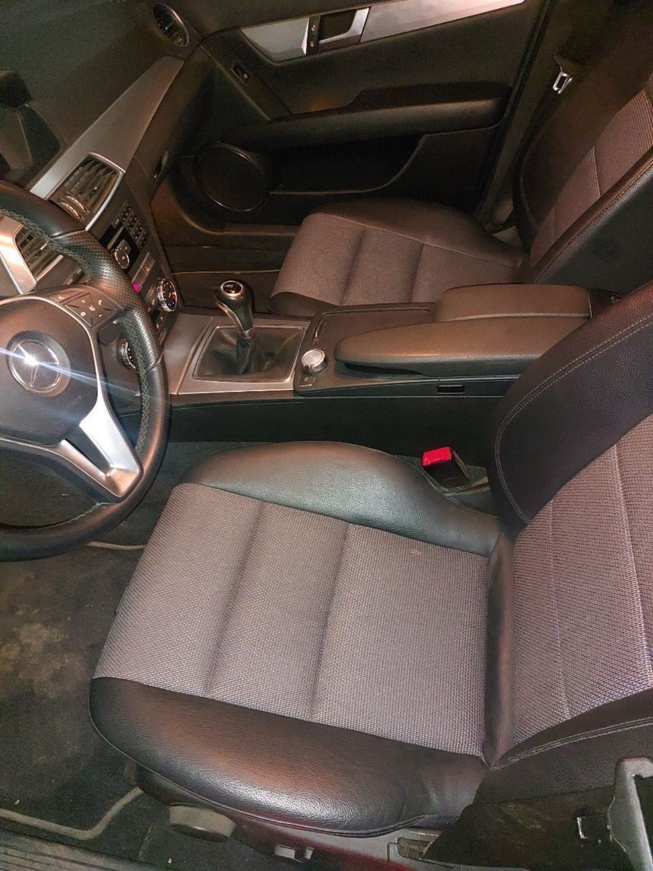 Mercedes Benz Clase C Usado en Córdoba, deRuedas