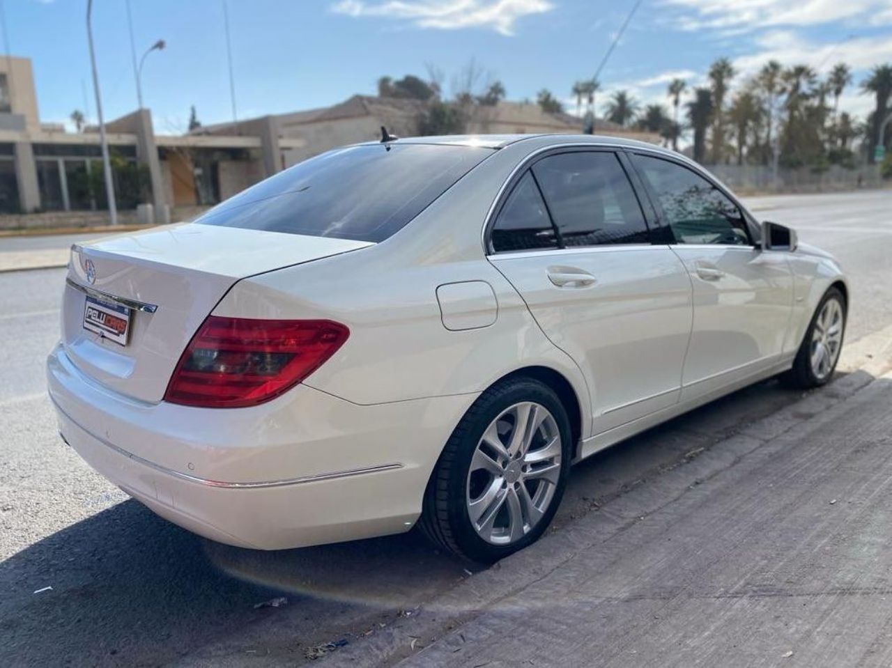 Mercedes Benz Clase C Usado en San Juan, deRuedas