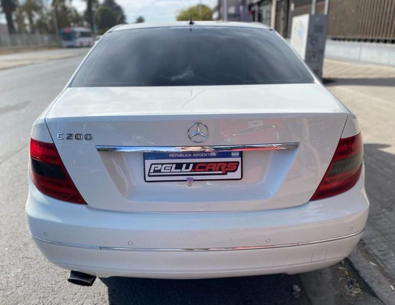 Mercedes Benz Clase C Usado en San Juan, deRuedas