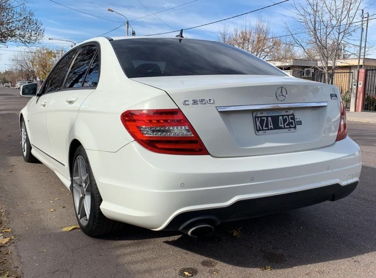 Mercedes Benz Clase C Usado en Mendoza, deRuedas