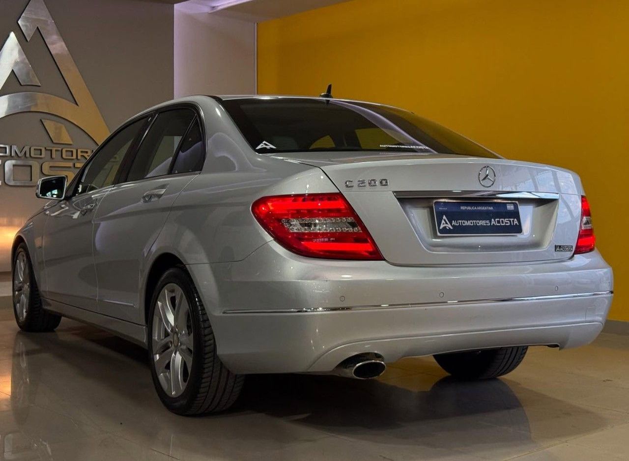 Mercedes Benz Clase C Usado Financiado en San Juan, deRuedas