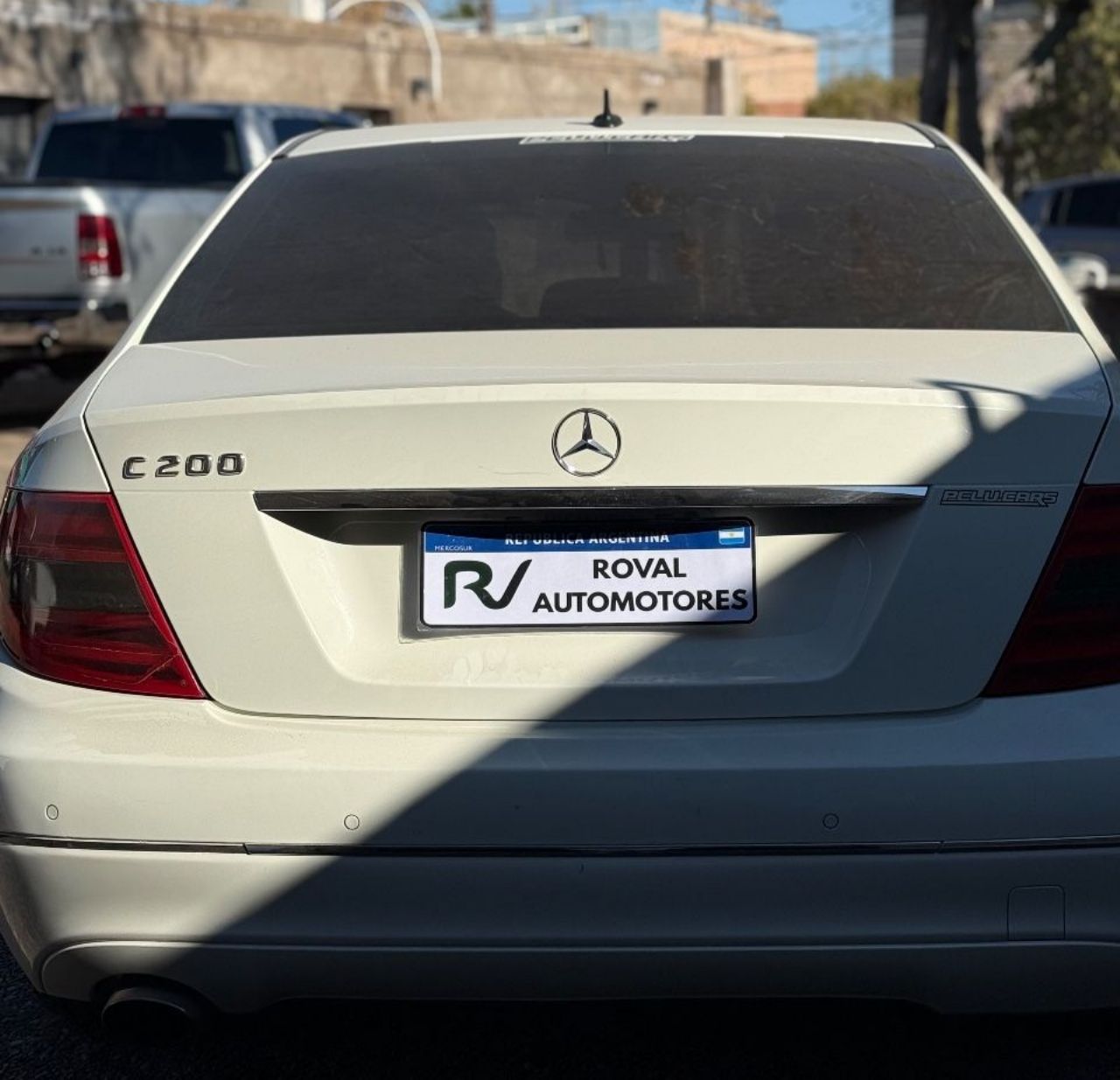 Mercedes Benz Clase C Usado Financiado en San Juan, deRuedas