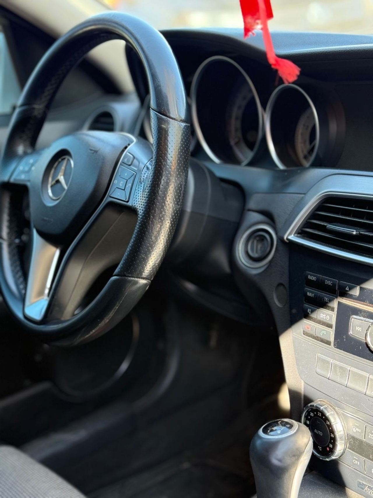 Mercedes Benz Clase C Usado Financiado en San Juan, deRuedas