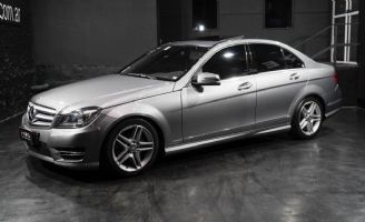 Mercedes Benz Clase C Usado en Córdoba Financiado
