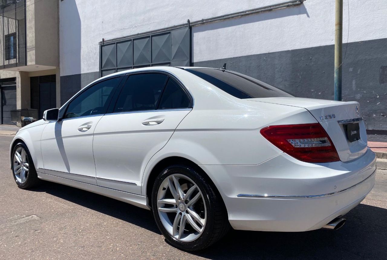 Mercedes Benz Clase C Usado Financiado en Mendoza, deRuedas