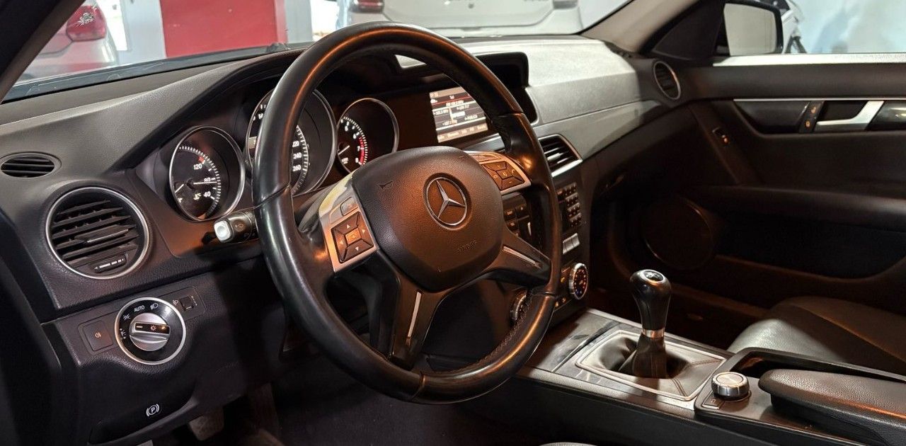 Mercedes Benz Clase C Usado en Buenos Aires, deRuedas