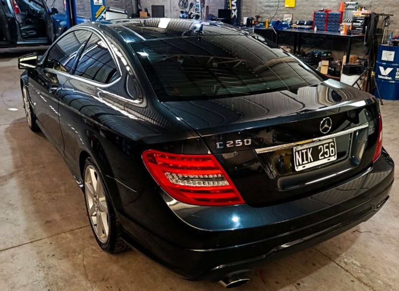 Mercedes Benz Clase C Usado en Mendoza, deRuedas