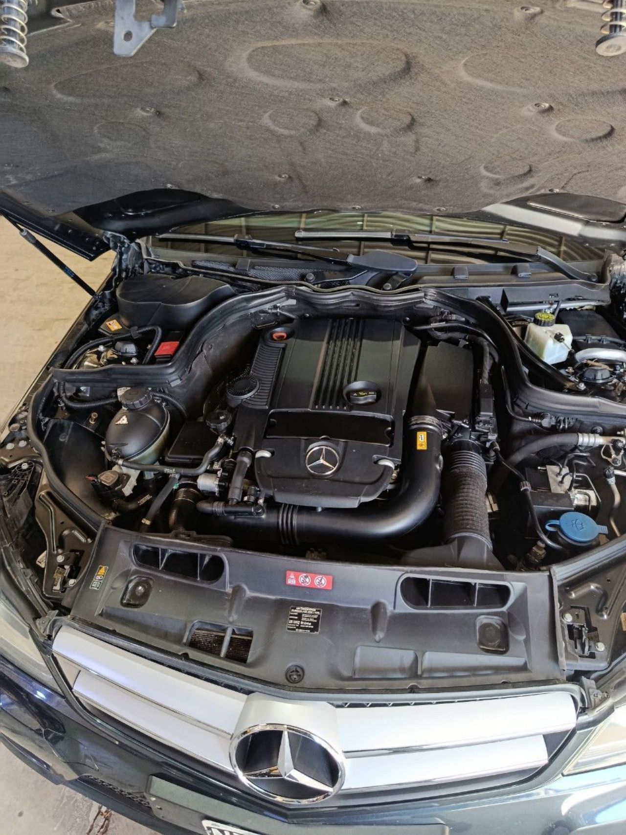 Mercedes Benz Clase C Usado en Mendoza, deRuedas