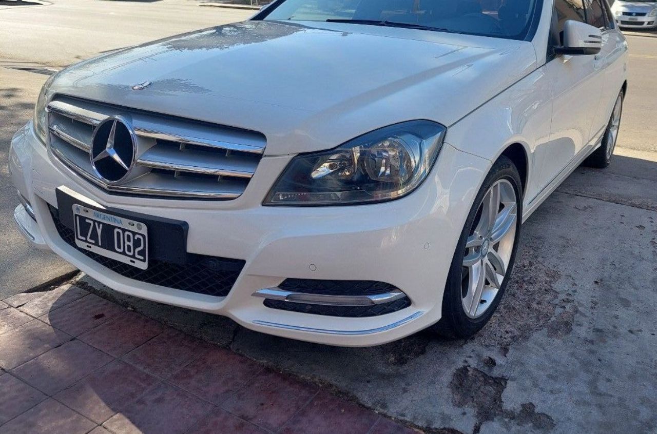 Mercedes Benz Clase C Usado en Mendoza, deRuedas