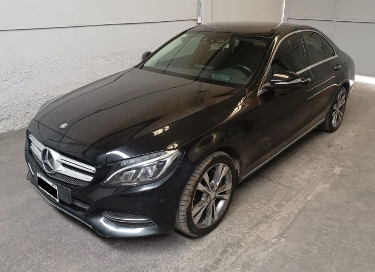 Mercedes Benz Clase C Usado en Mendoza, deRuedas