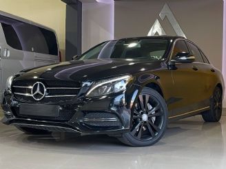 Mercedes Benz Clase C Usado en San Juan Financiado