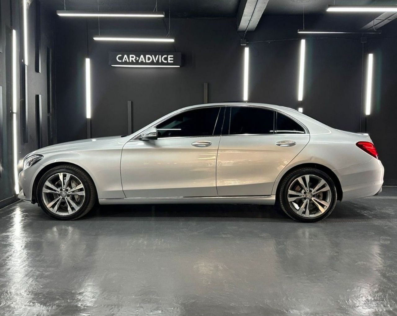Mercedes Benz Clase C Usado en Córdoba, deRuedas