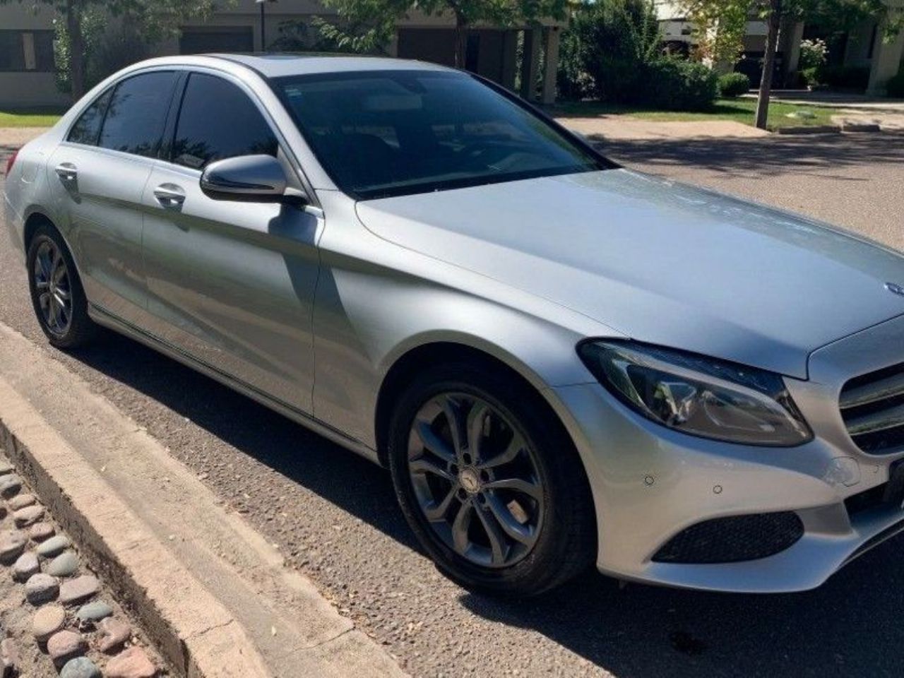 Mercedes Benz Clase C Usado en Mendoza, deRuedas