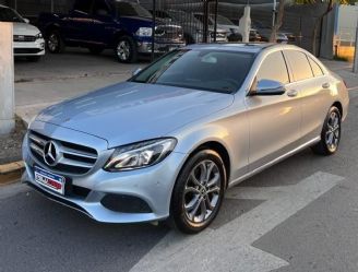 Mercedes Benz Clase C Usado en San Juan Financiado