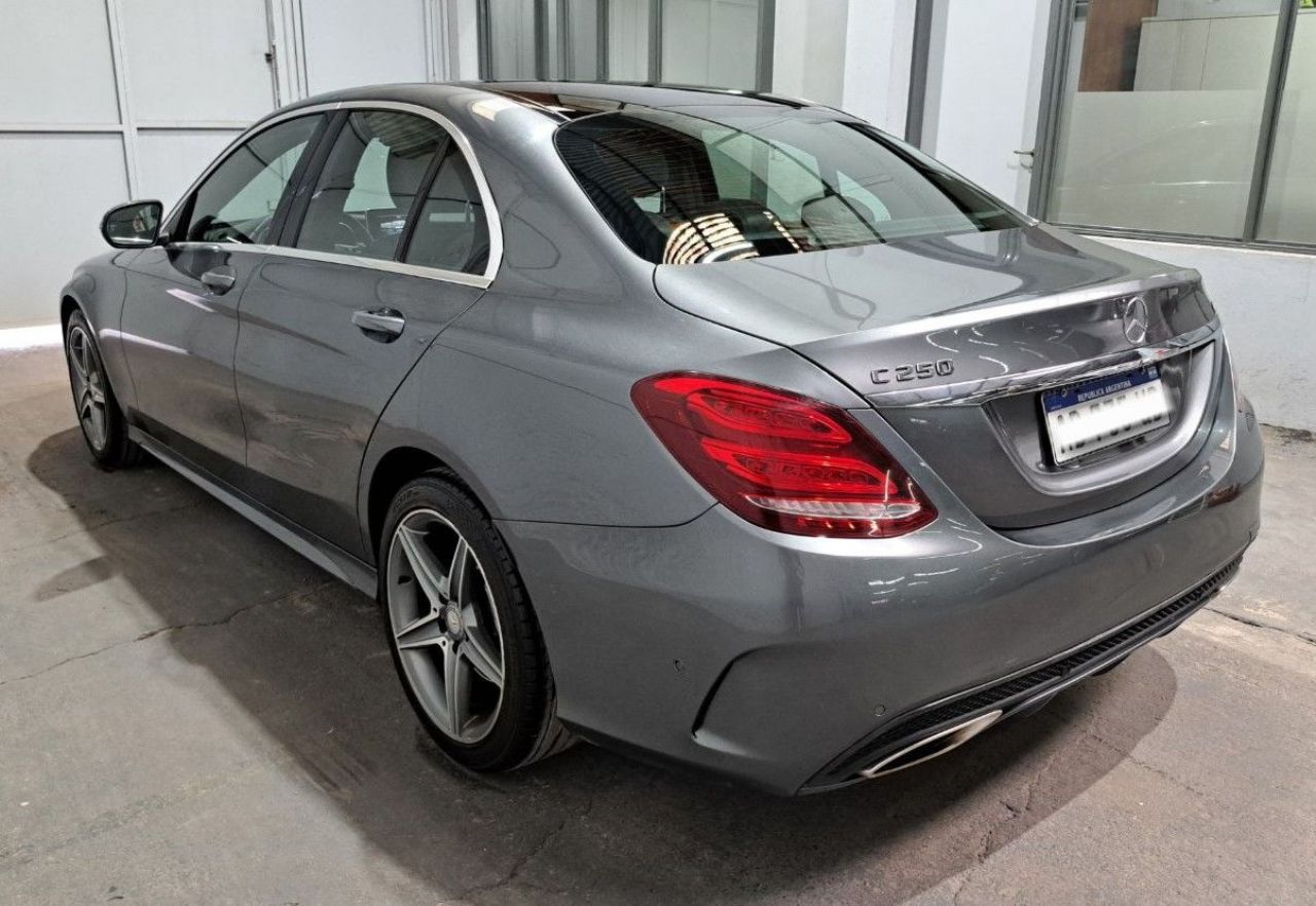 Mercedes Benz Clase C Usado en Mendoza, deRuedas