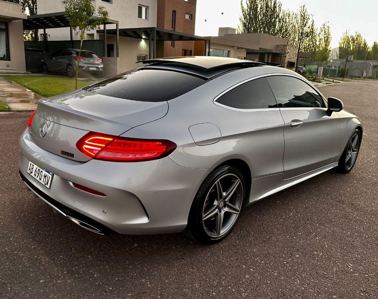 Mercedes Benz Clase C Usado en Mendoza, deRuedas