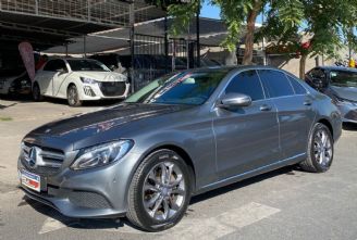 Mercedes Benz Clase C Usado en San Juan Financiado