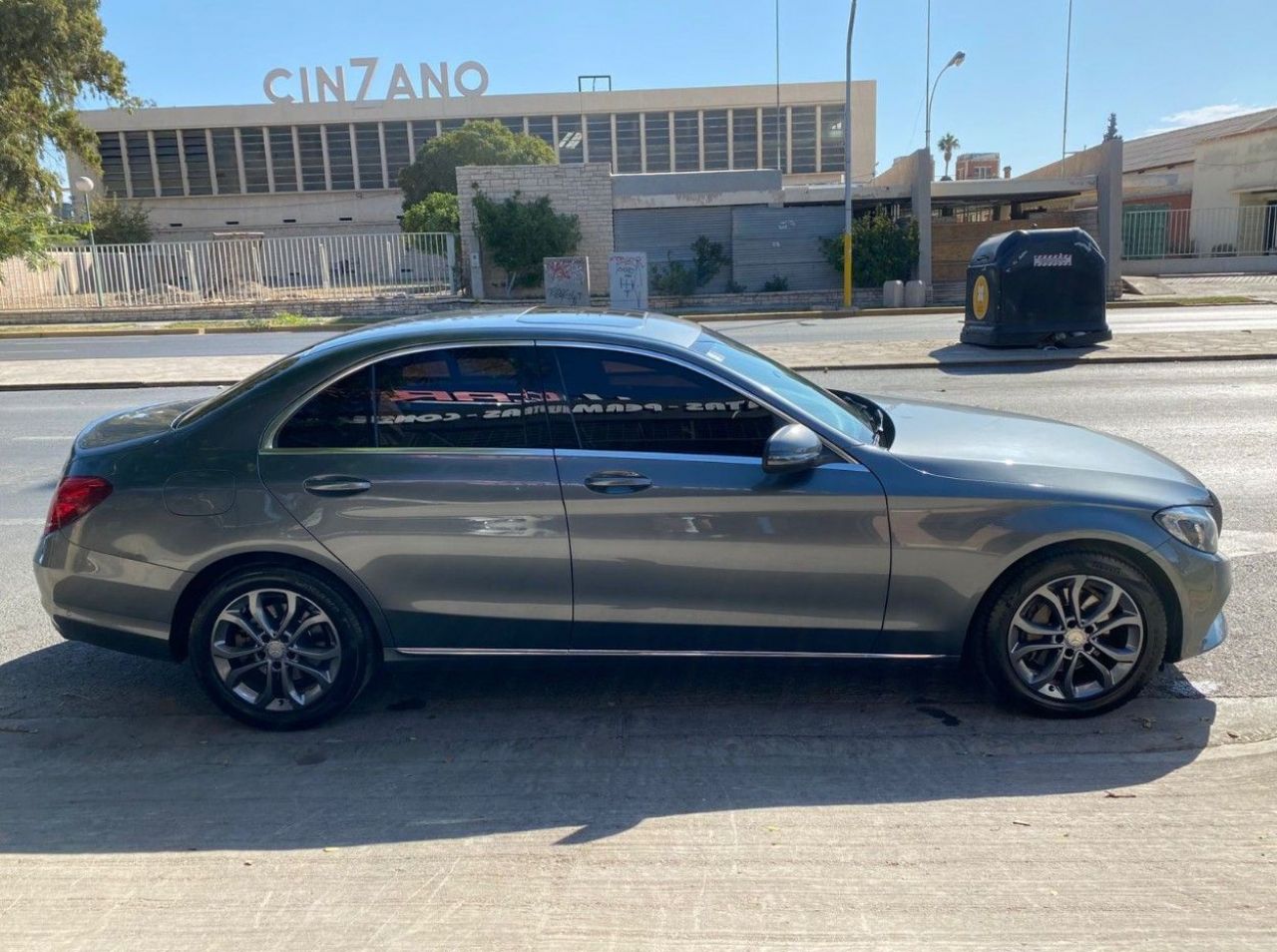 Mercedes Benz Clase C Usado Financiado en San Juan, deRuedas