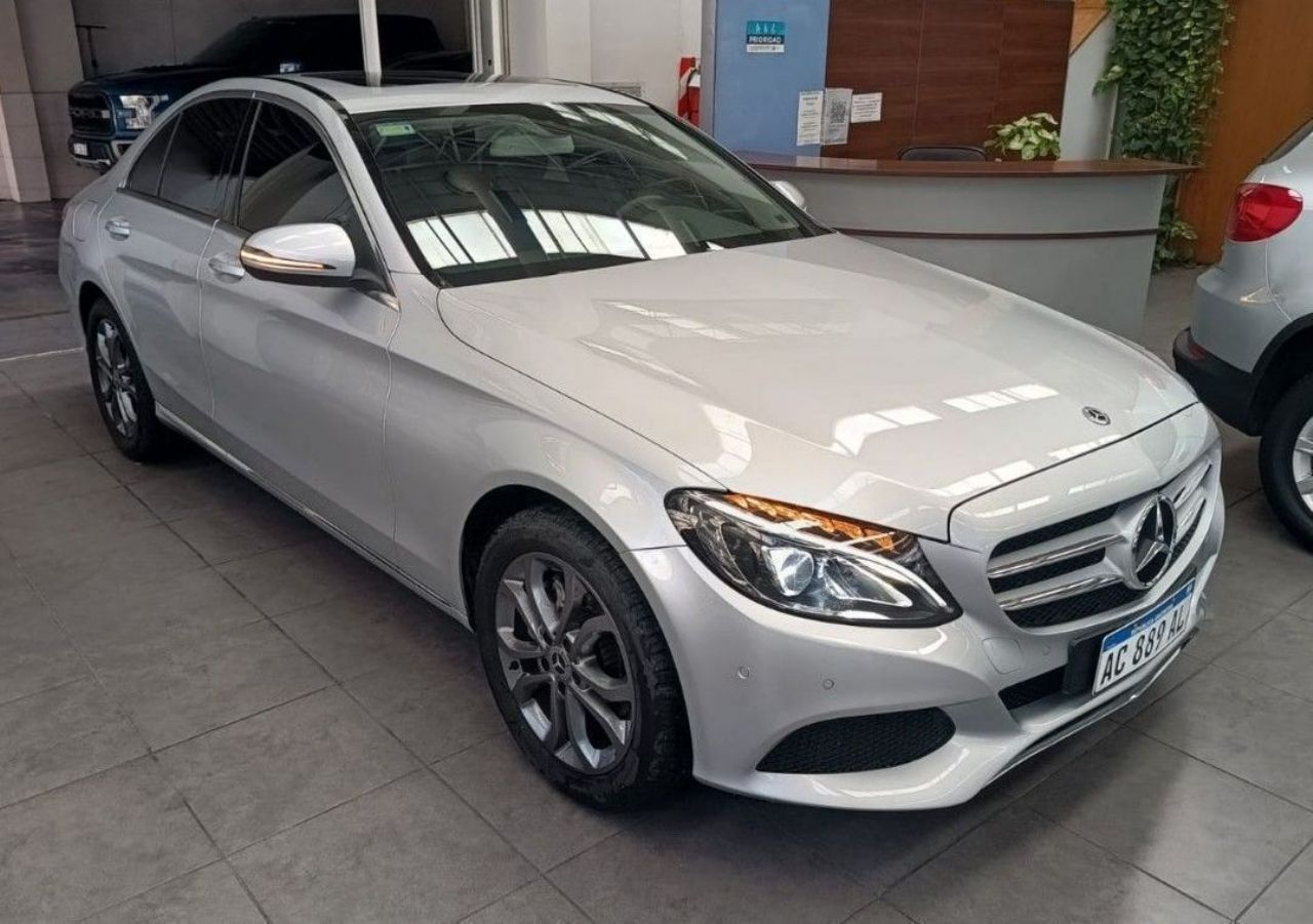 Mercedes Benz Clase C Usado en Mendoza, deRuedas