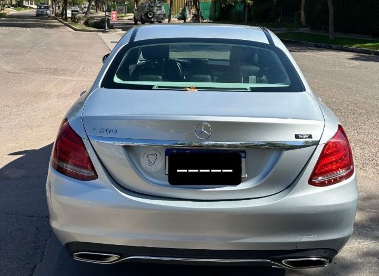 Mercedes Benz Clase C Usado en Mendoza, deRuedas