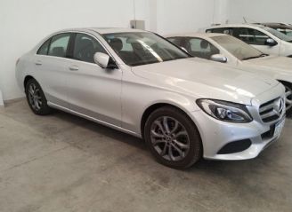 Mercedes Benz Clase C Usado en San Juan