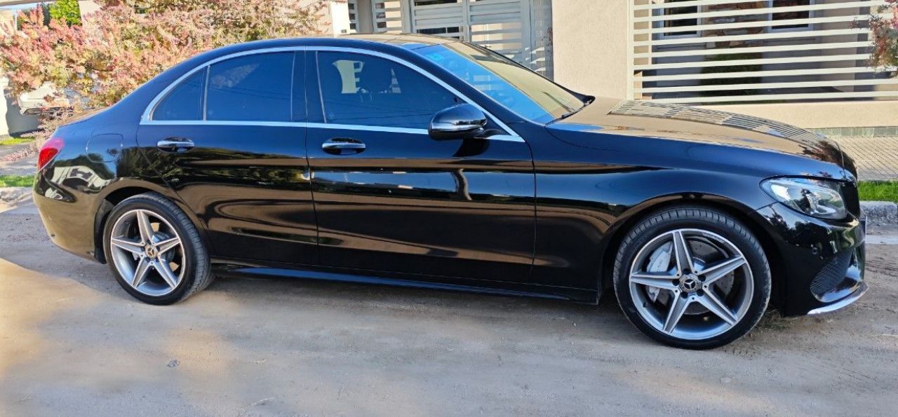 Mercedes Benz Clase C Usado en Córdoba, deRuedas