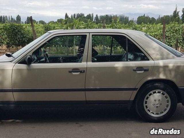 Mercedes Benz Clase E Usado en Mendoza, deRuedas
