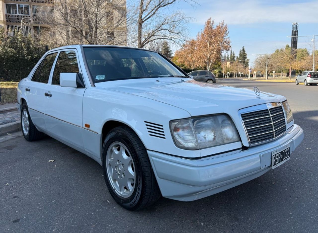 Mercedes Benz Clase E Usado en Mendoza, deRuedas