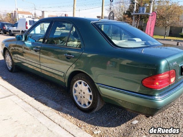 Mercedes Benz Clase E Usado en Mendoza, deRuedas