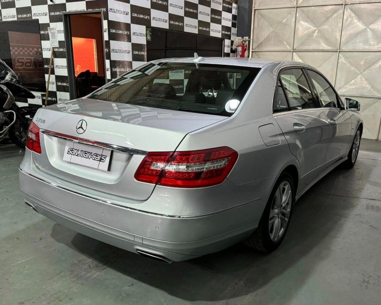 Mercedes Benz Clase E Usado en San Juan, deRuedas