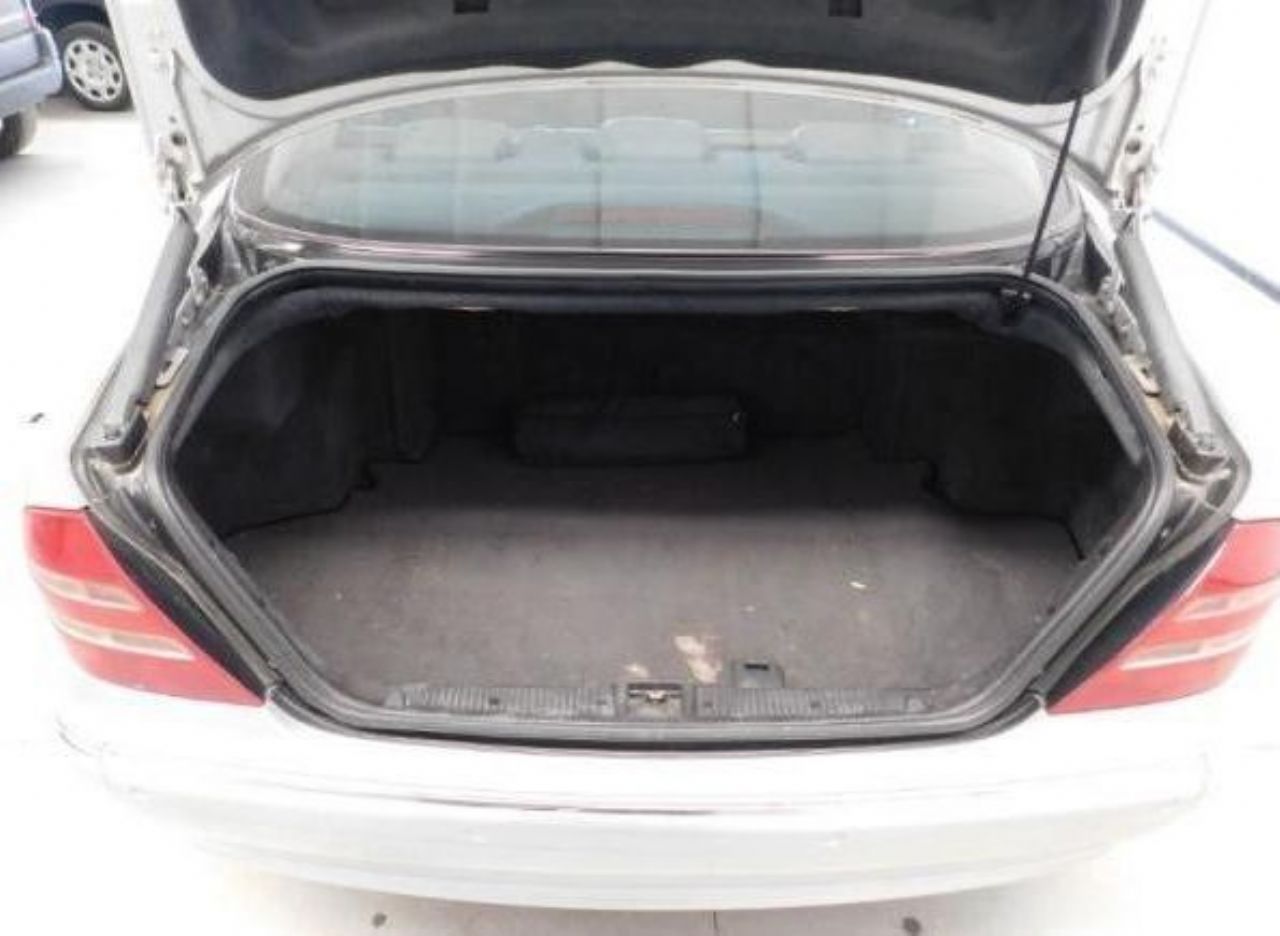 Mercedes Benz Clase S Usado en San Juan, deRuedas