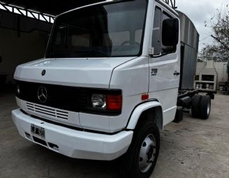 Mercedes Benz L Usado en Córdoba