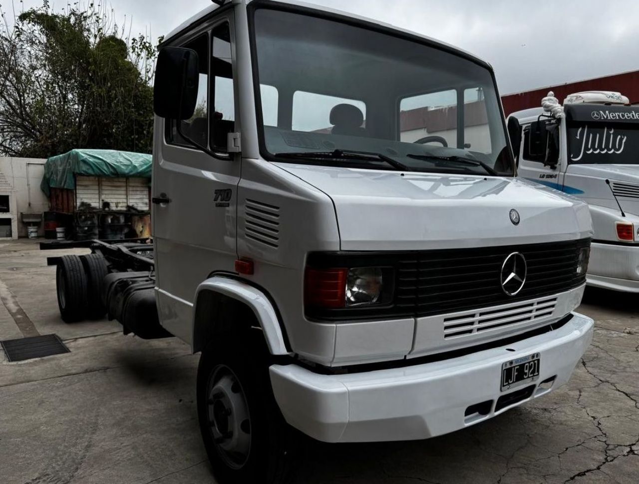Mercedes Benz L Usado en Córdoba, deRuedas