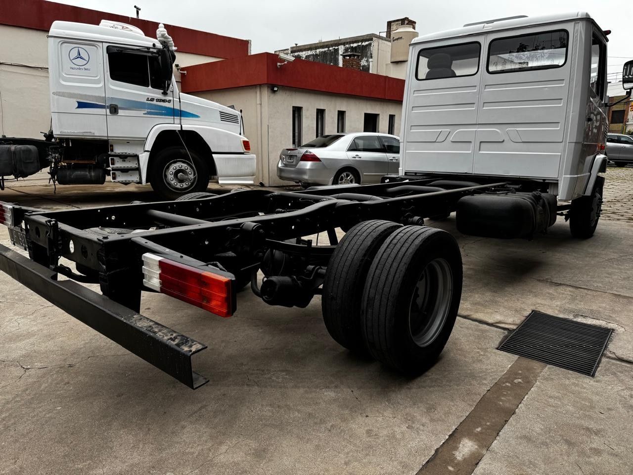 Mercedes Benz L Usado en Córdoba, deRuedas
