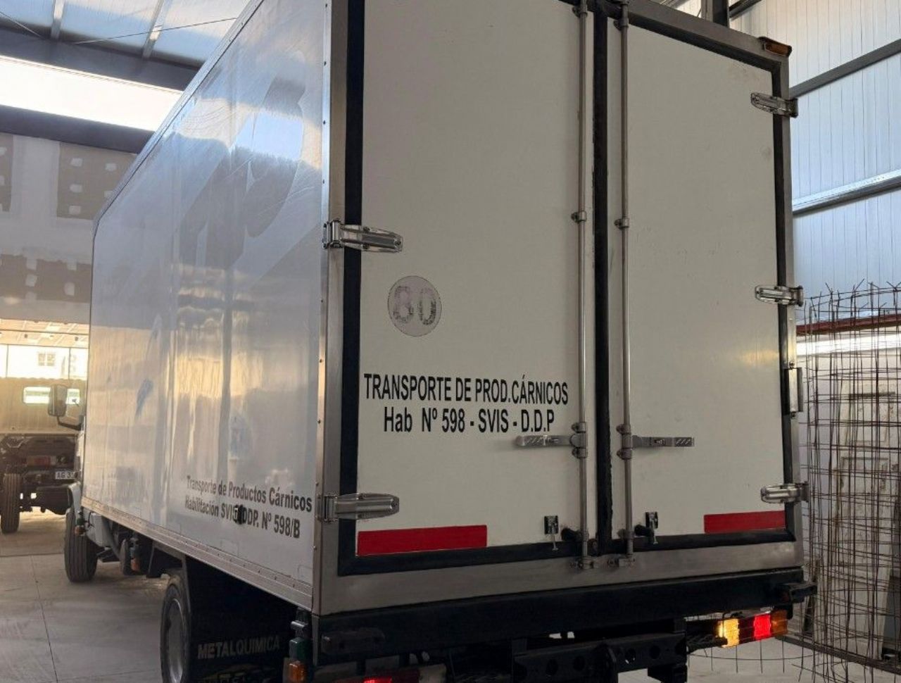 Mercedes Benz L Usado en San Juan, deRuedas