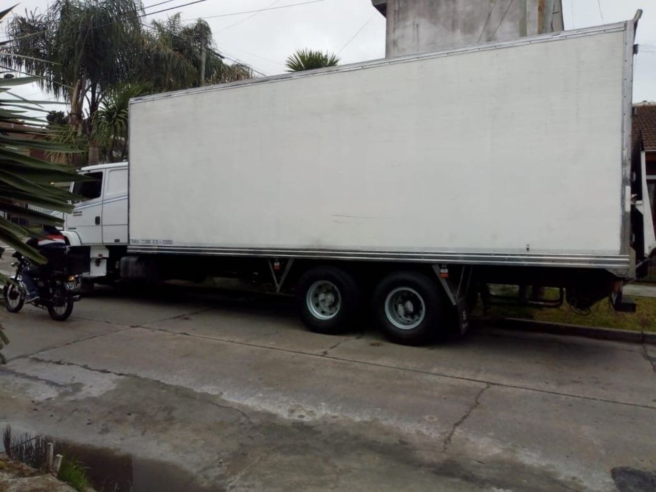 Mercedes Benz LK Usado en Buenos Aires, deRuedas