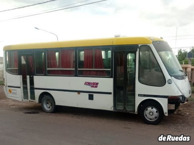 Mercedes Benz Mini Bus Usada en Mendoza, deRuedas