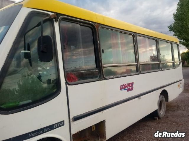 Mercedes Benz Mini Bus Usada en Mendoza, deRuedas