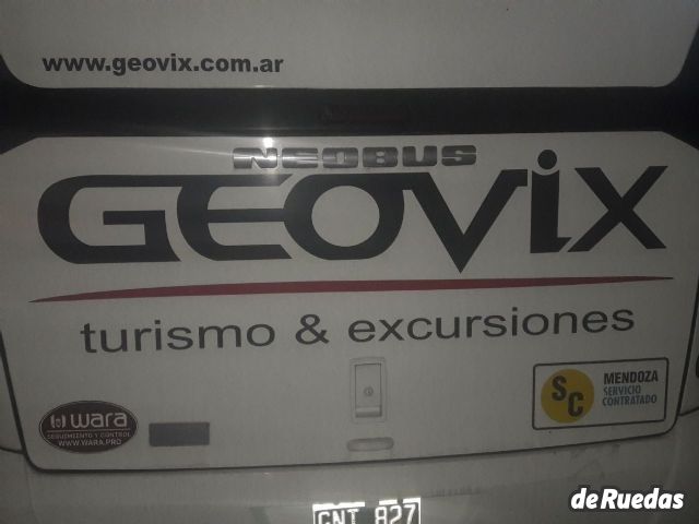 Mercedes Benz Mini Bus Usada en Mendoza, deRuedas