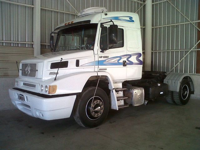 Mercedes Benz Pesados Usado en Mendoza, deRuedas