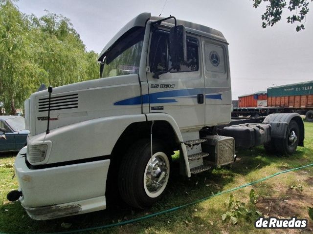 Mercedes Benz Pesados Usado en Mendoza, deRuedas